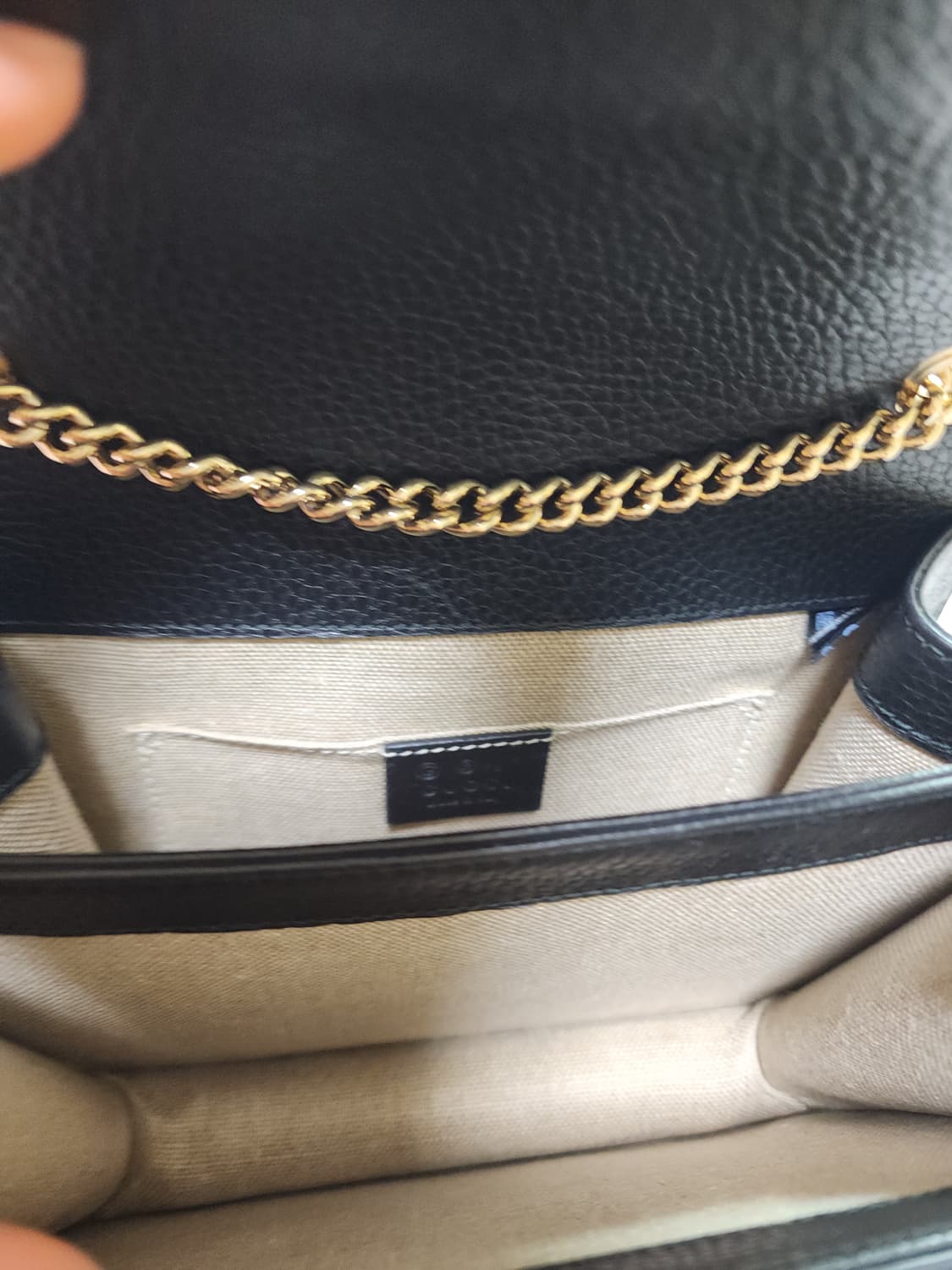 구찌 인터로킹 블랙 체인 숄더백 상품이미지8