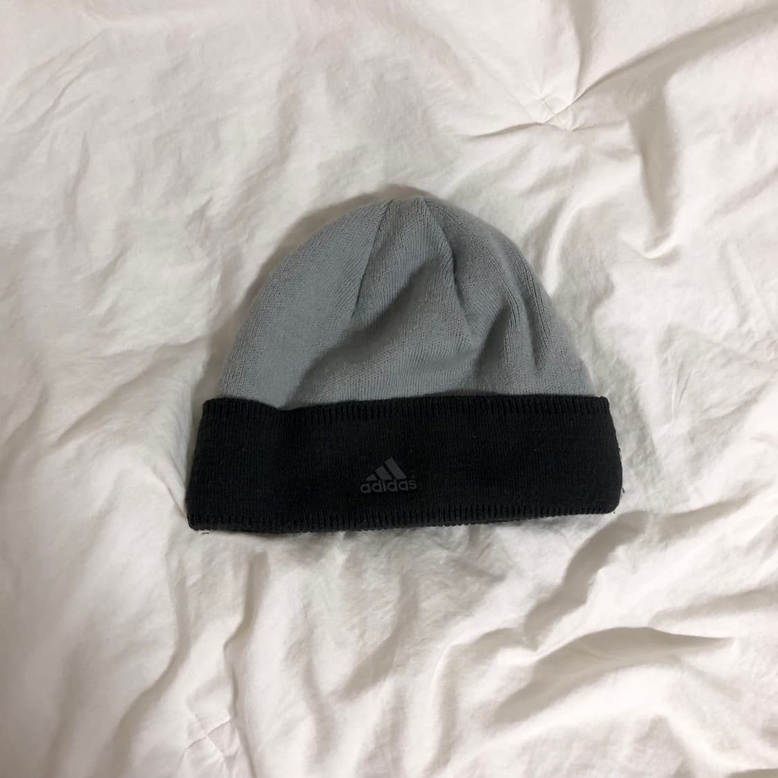 아디다스 무채색 비니 상품이미지1