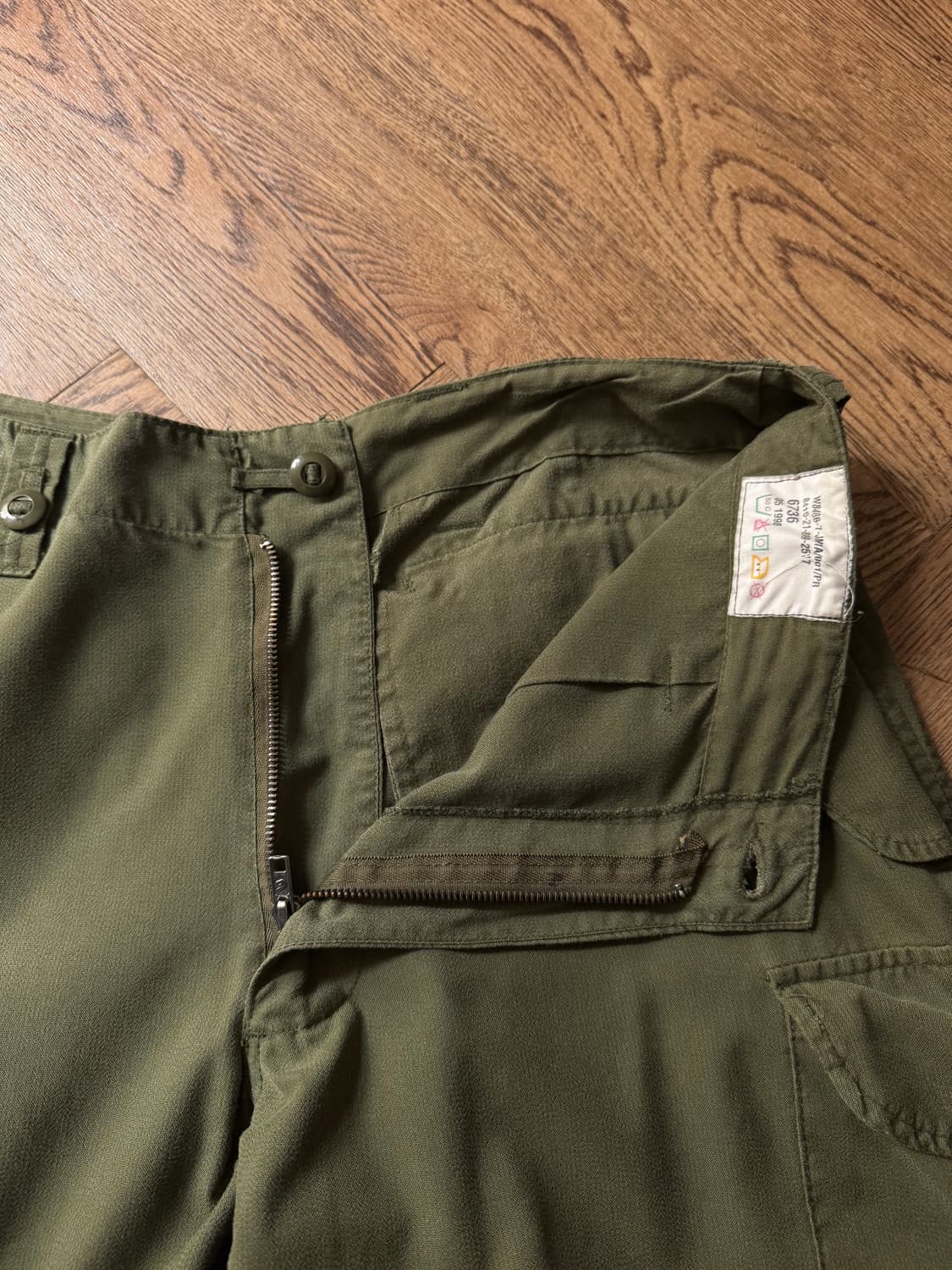 [34]90's 오리지널 캐나다군 필드 카고 팬츠 상품이미지3