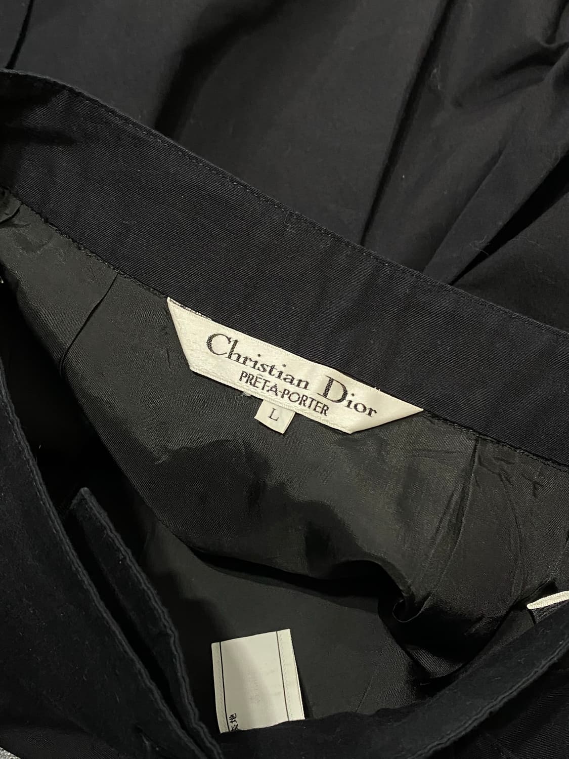 Christan Dior 쓰리버튼 타이디테일 플리츠 미디스커트 상품이미지8