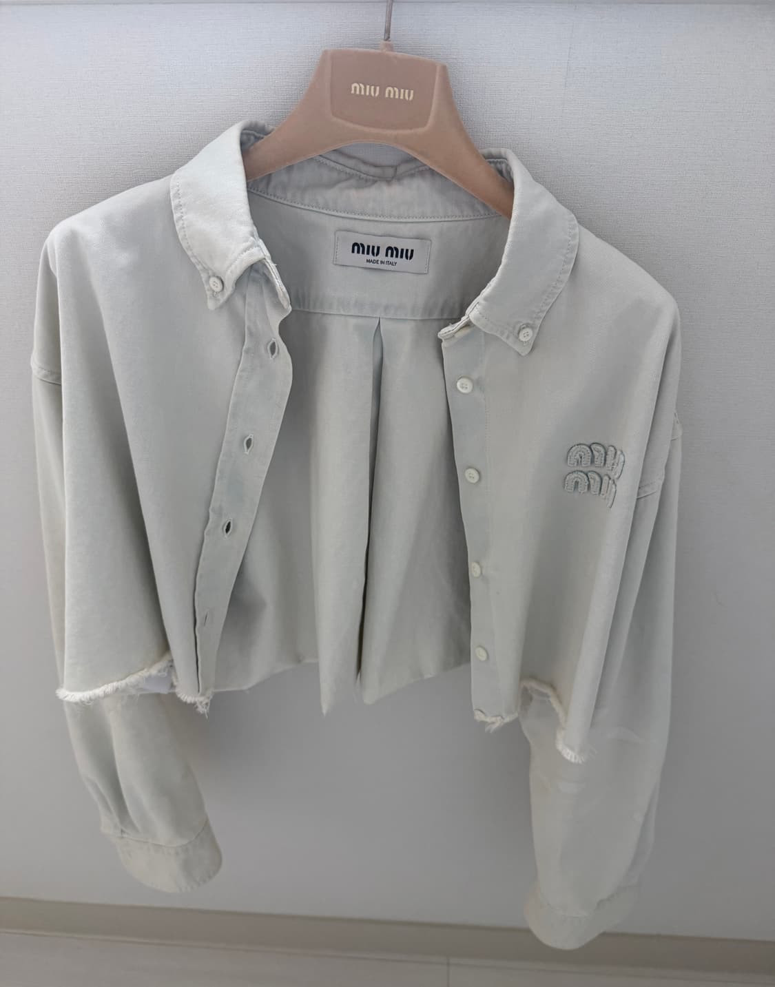 미우미우 데님 크롭 셔츠 38 상품이미지1