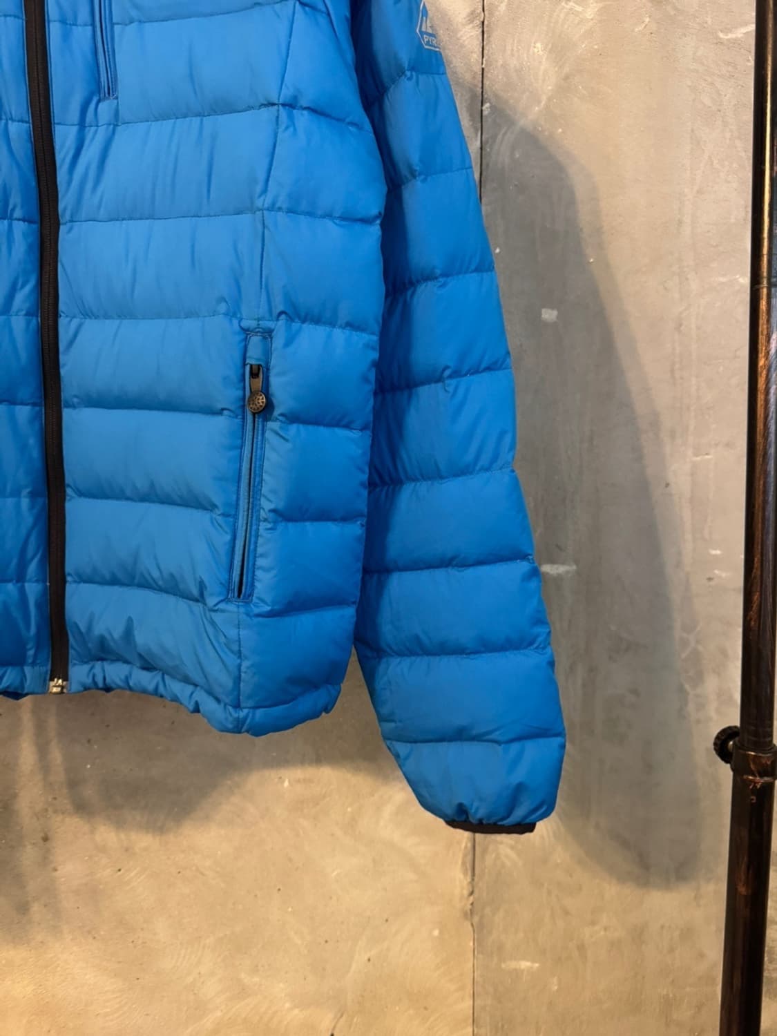 피레넥스 다운 패딩 자켓 105 상품이미지10