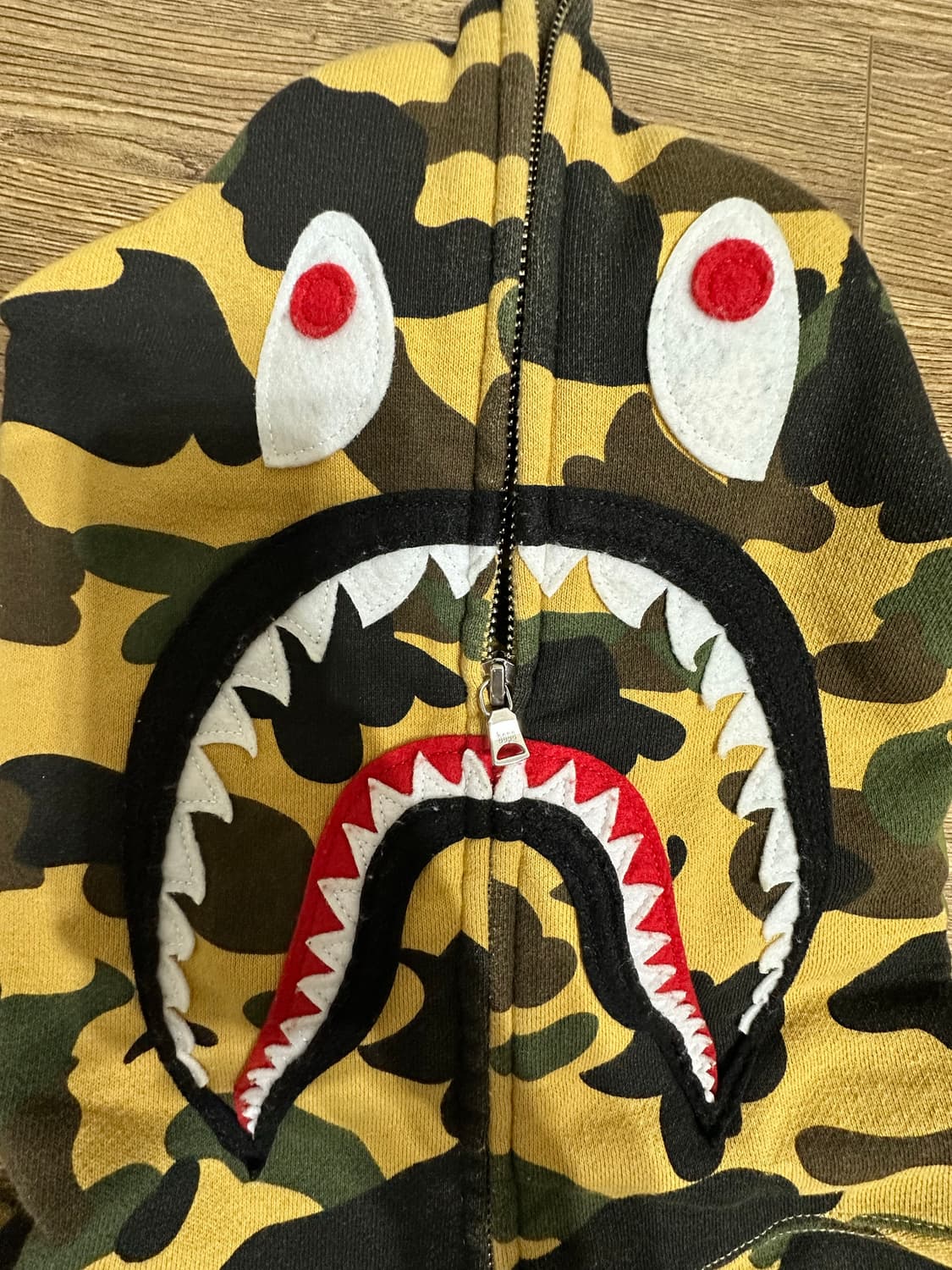베이프 퍼스트 카모 샤크 풀 집 후드 옐로우 상품이미지2