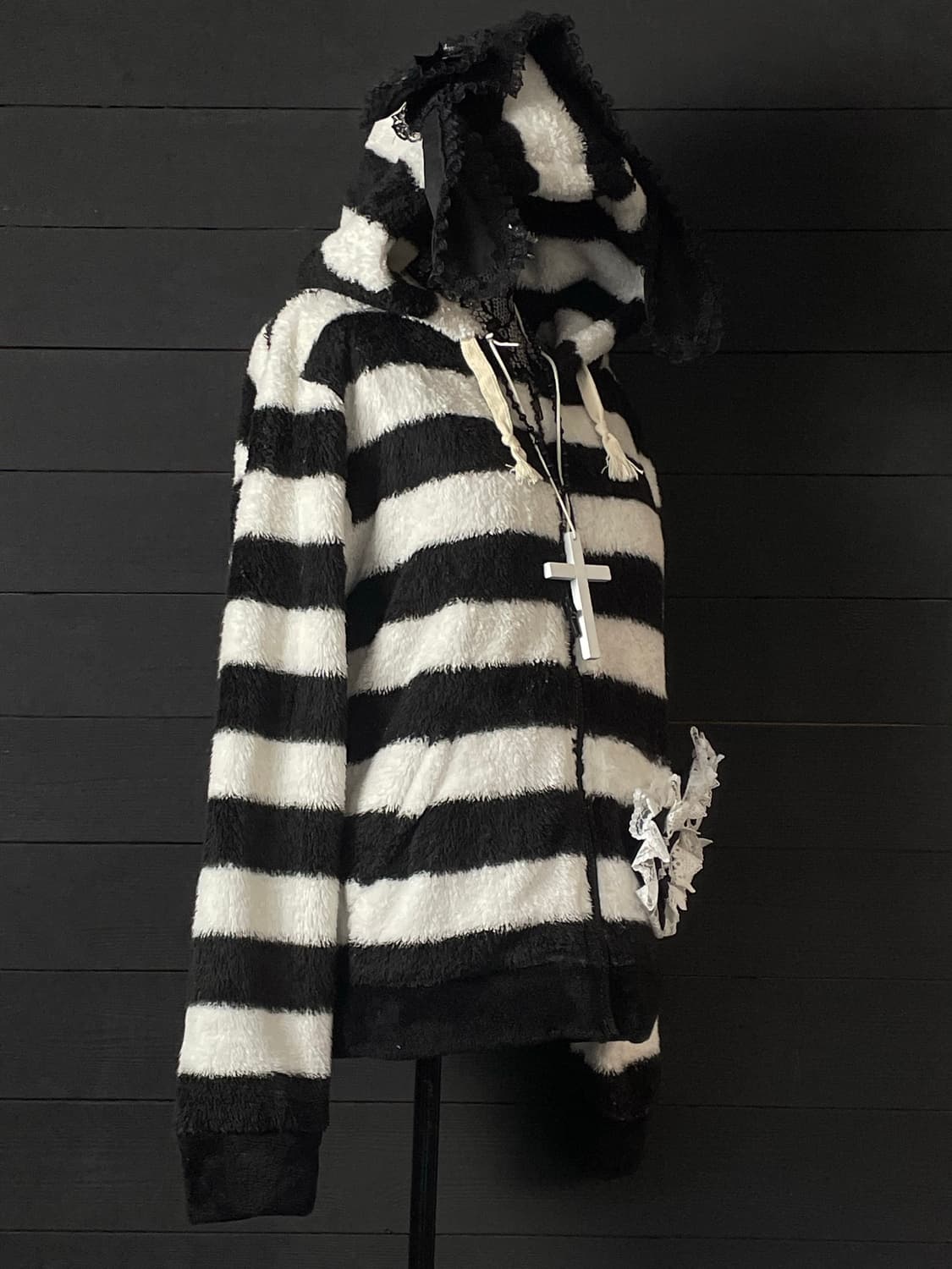 JPN 펑크 스트라이프 줄무늬 블랙 화이트 후드집업 상품이미지3