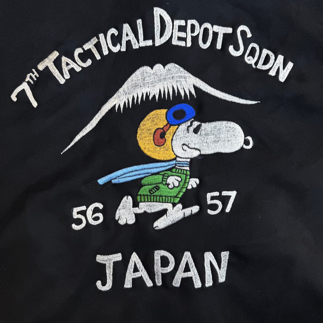 스누피 수베니어 스웨이드 자켓 상품이미지4