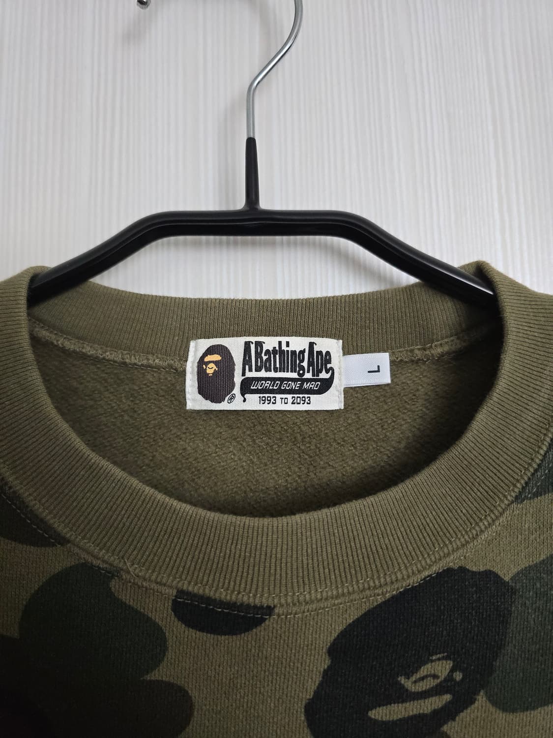 베이프 카모 맨투맨 상품이미지3