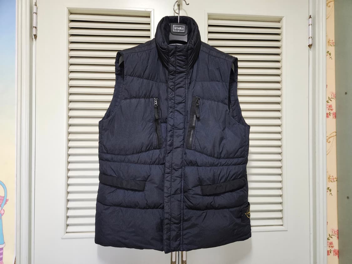 스톤아일랜드 크링클랩스 패딩조끼 와펜 다운베스트 XL 상품이미지3