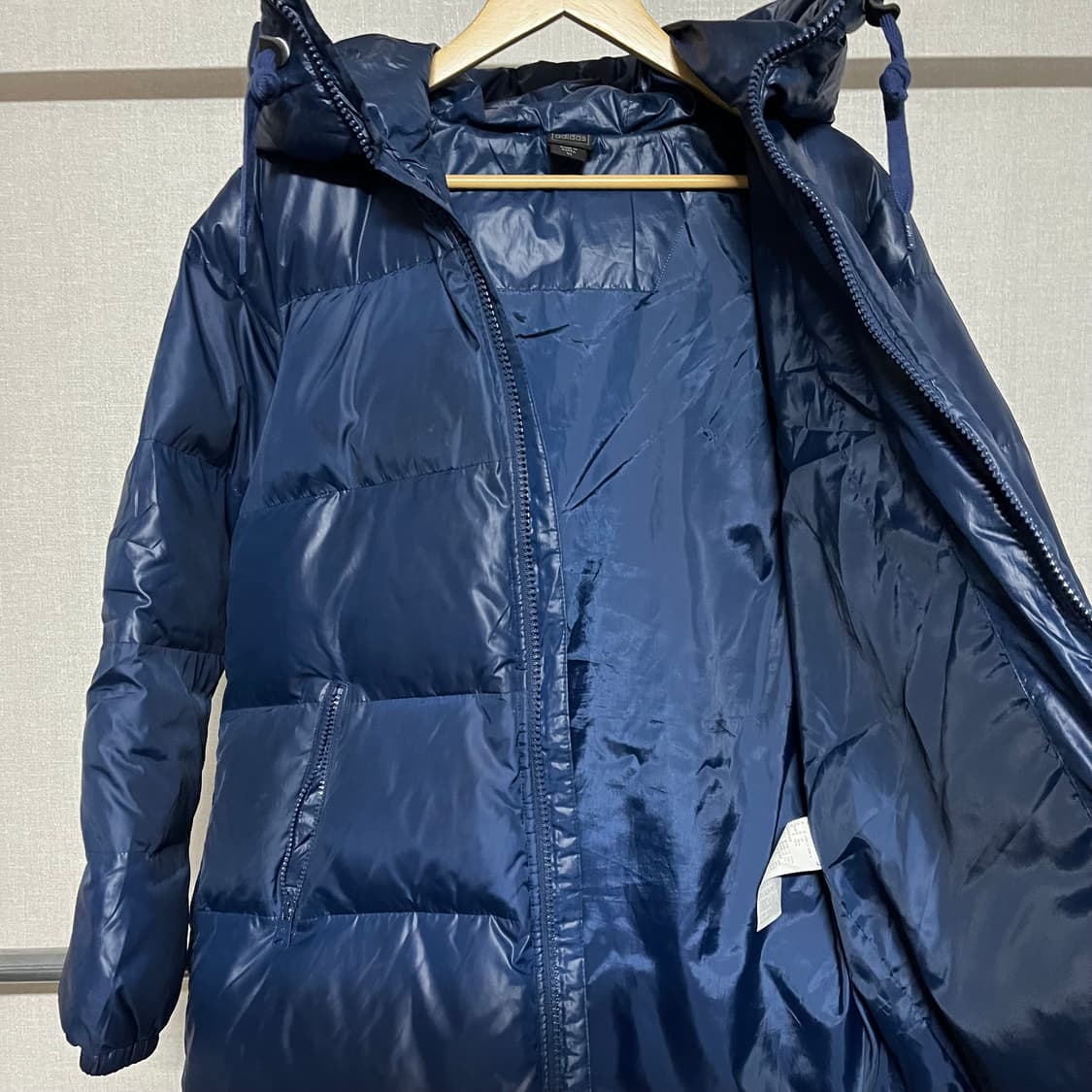 아디다스 올드스쿨 넉다운 패딩 S 상품이미지10