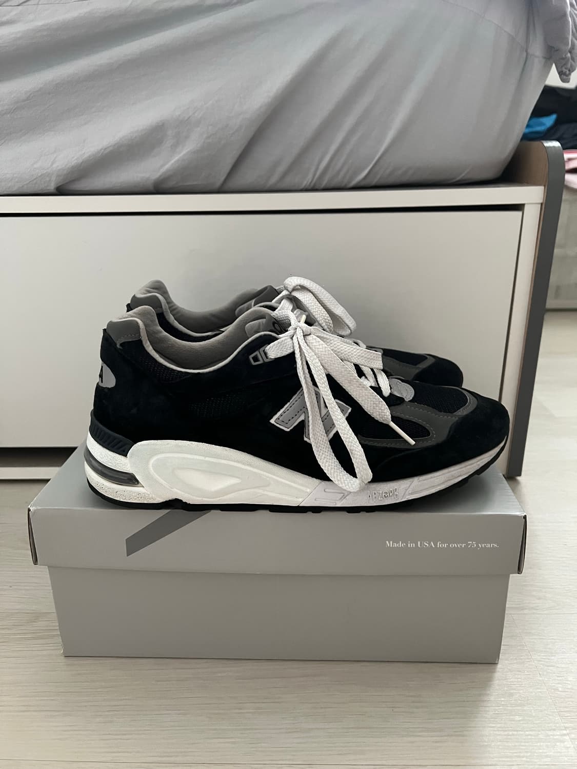 뉴발란스 메이드 990v2 블랙 270 상품이미지2