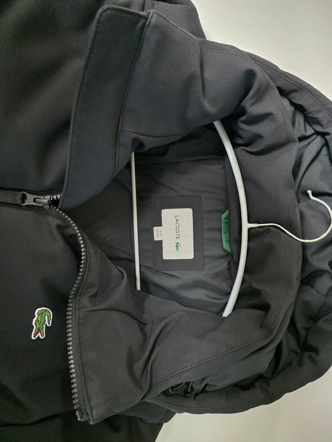 라코스테 패딩 판매합니다. 상품이미지3