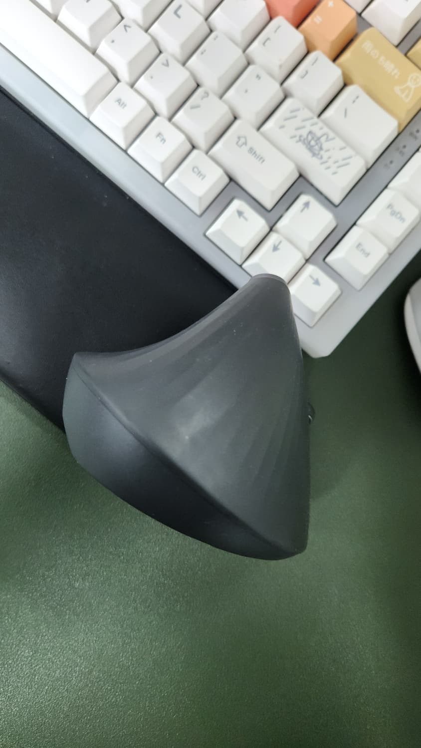 # 로지텍 MX Vertical 버티컬 마우스 / 인체공학마우스 어고노믹 상품이미지9