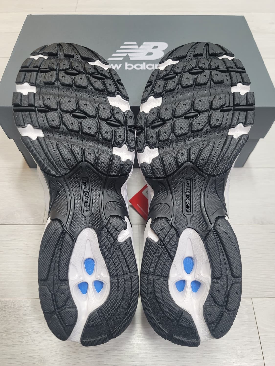 (265)뉴발란스 530 화이트 실버[대전 직거래도 가능] 상품이미지8