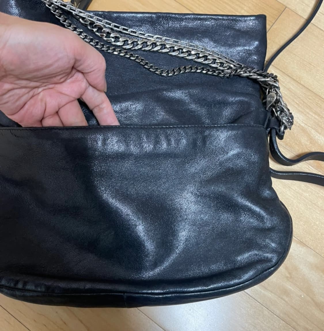 Jimmy Choo 지미추 바이커 숄더백 상품이미지5