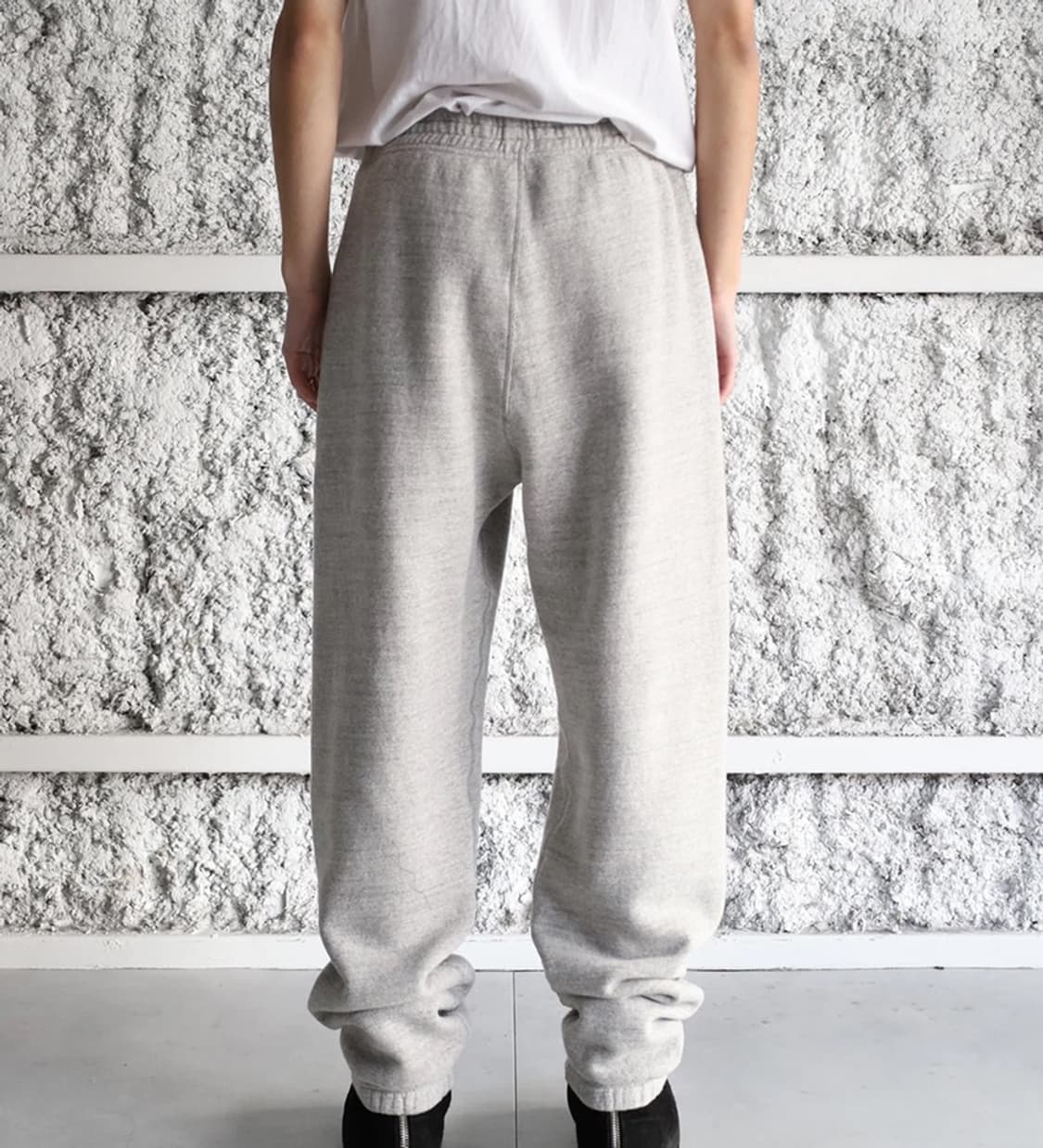 언유즈드 UNUSED 24FW 스웻팬츠 그레이 2사이즈 판매합니다 상품이미지4