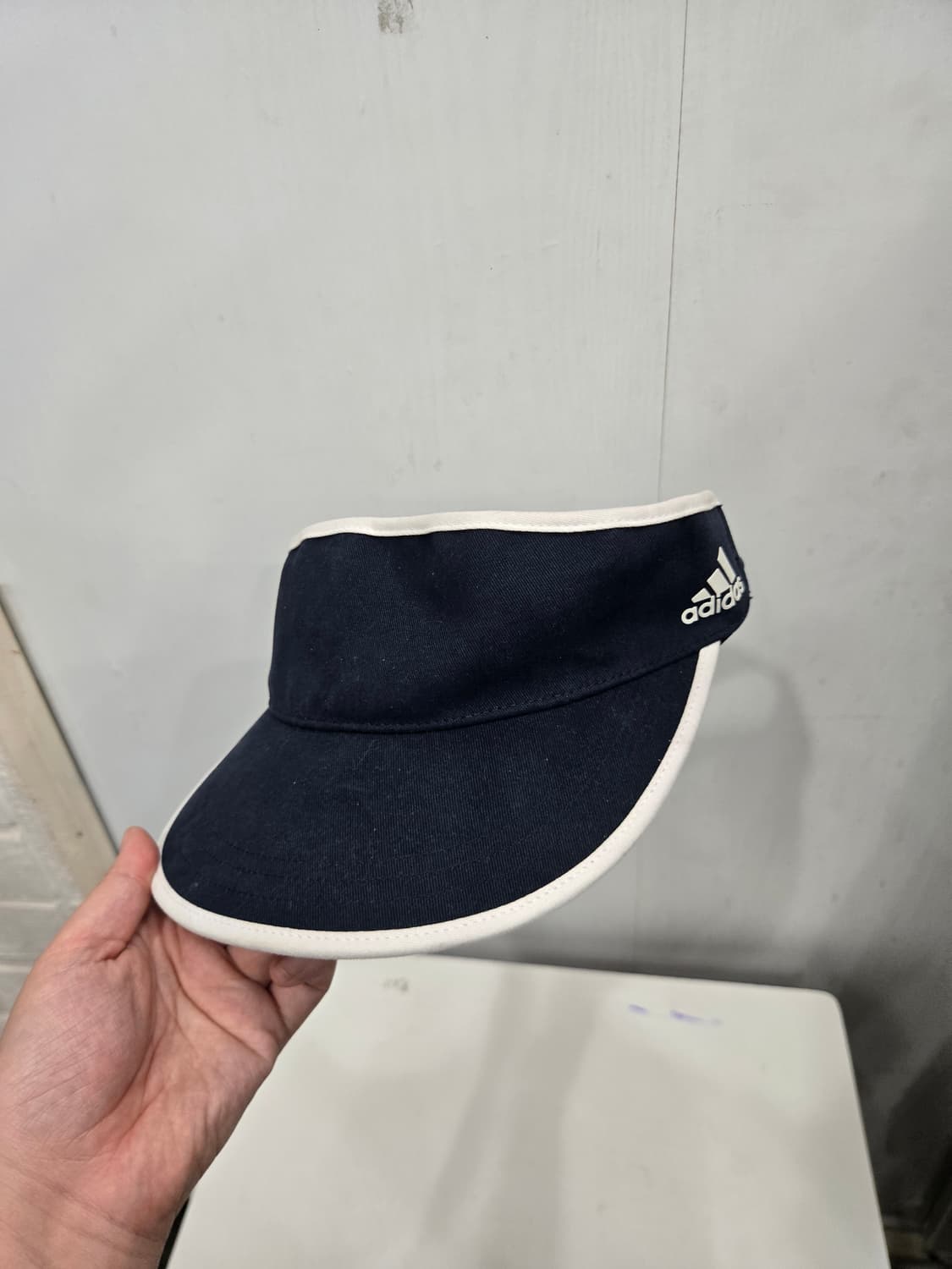 adidas 아디다스 썬캡 모자! 사이즈 조절 가능합니다!~ 상품이미지1