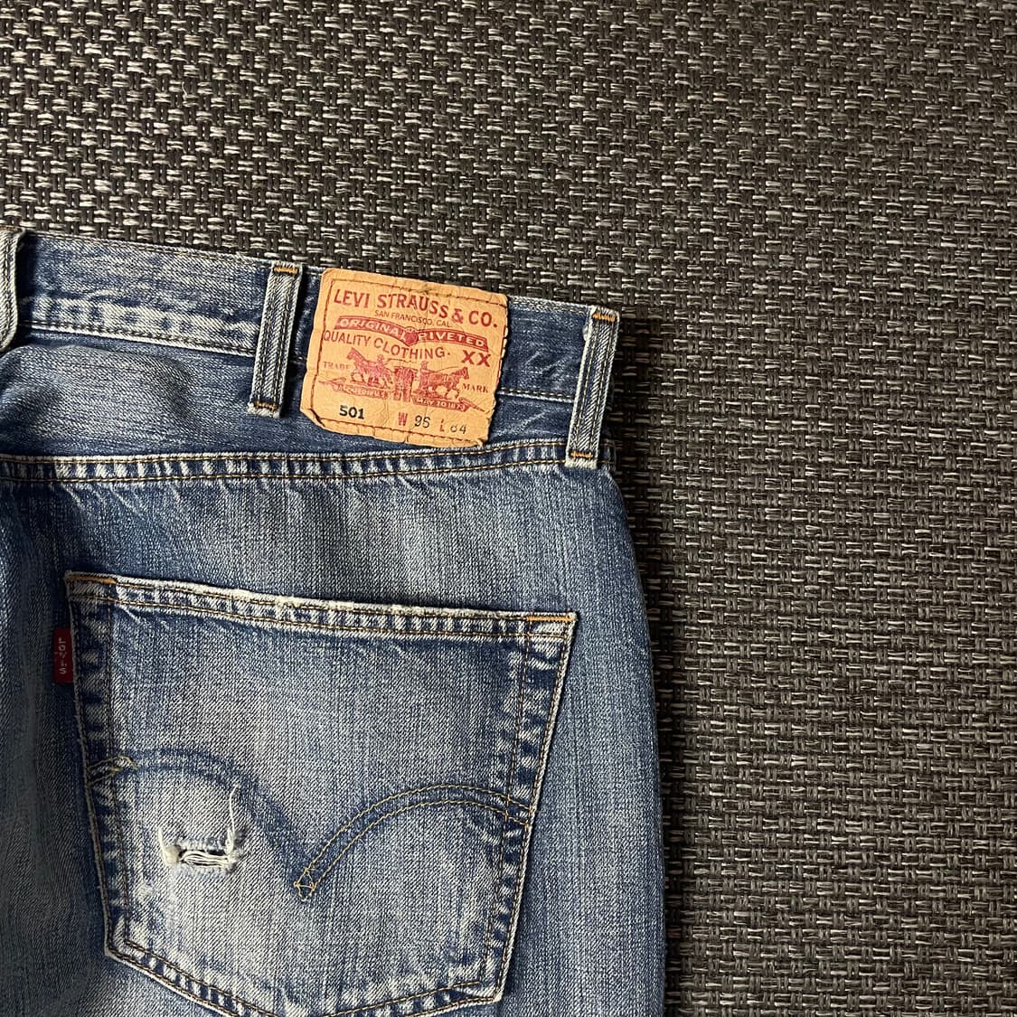 (38) 리바이스 501 버튼플라이 중청 워싱 데님 팬츠 상품이미지5