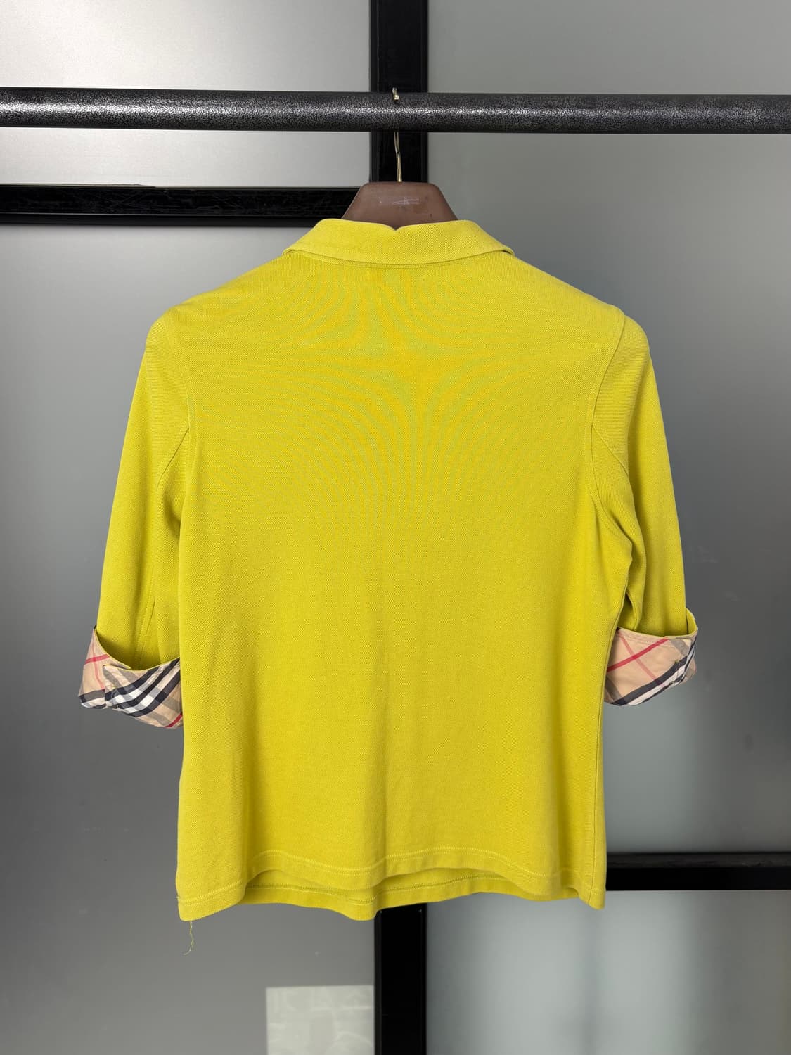 [M]BURBERRY버버리 여성 올리브그린 7부 카라 티셔츠 상품이미지9