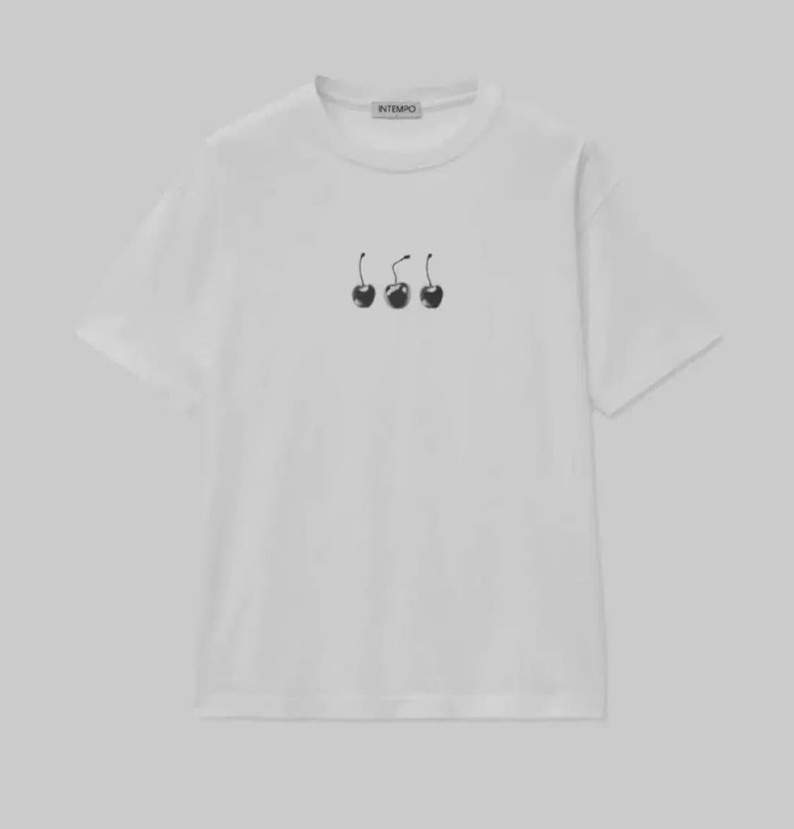 인템포무드 블랙 체리 그래픽 숏 슬리브 화이트 m 상품이미지1