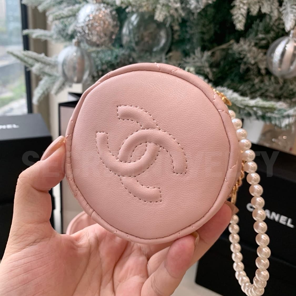 샤넬뷰티 미니 버킷백 진주체인  크로스백 핑크 드로스트링 백  상품이미지5