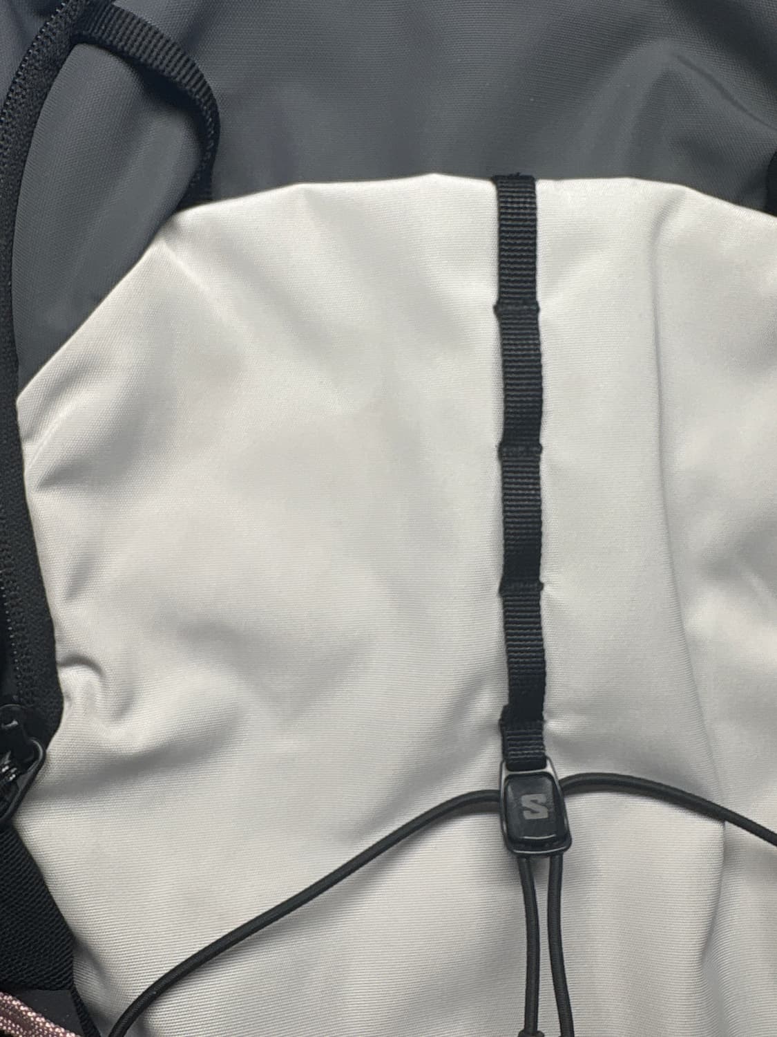 살로몬 퀵레이스 LT 라이트그레이 백팩 상품이미지4