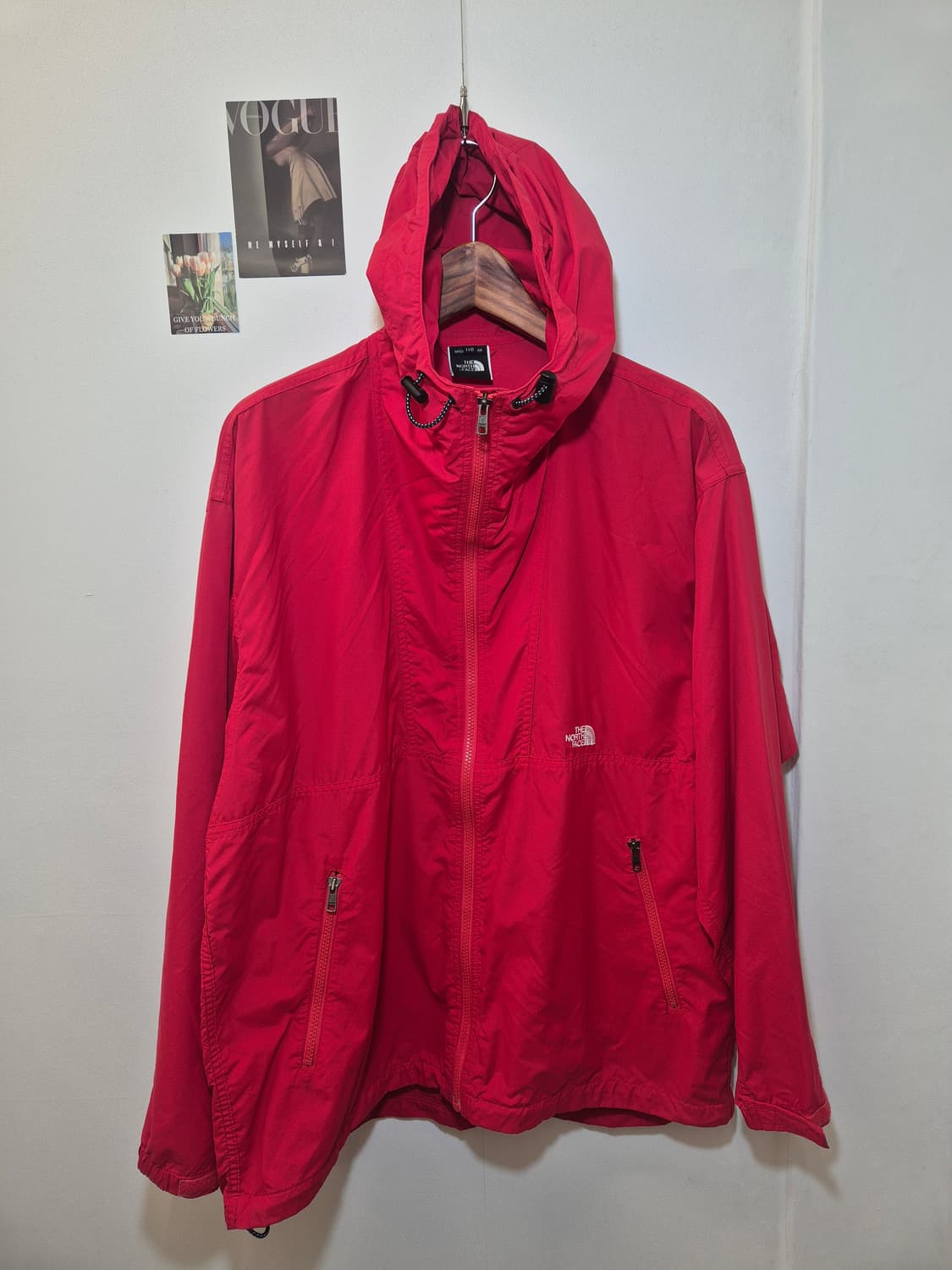 노스페이스 바람막이 빨간색 110 
사이즈   상품이미지1