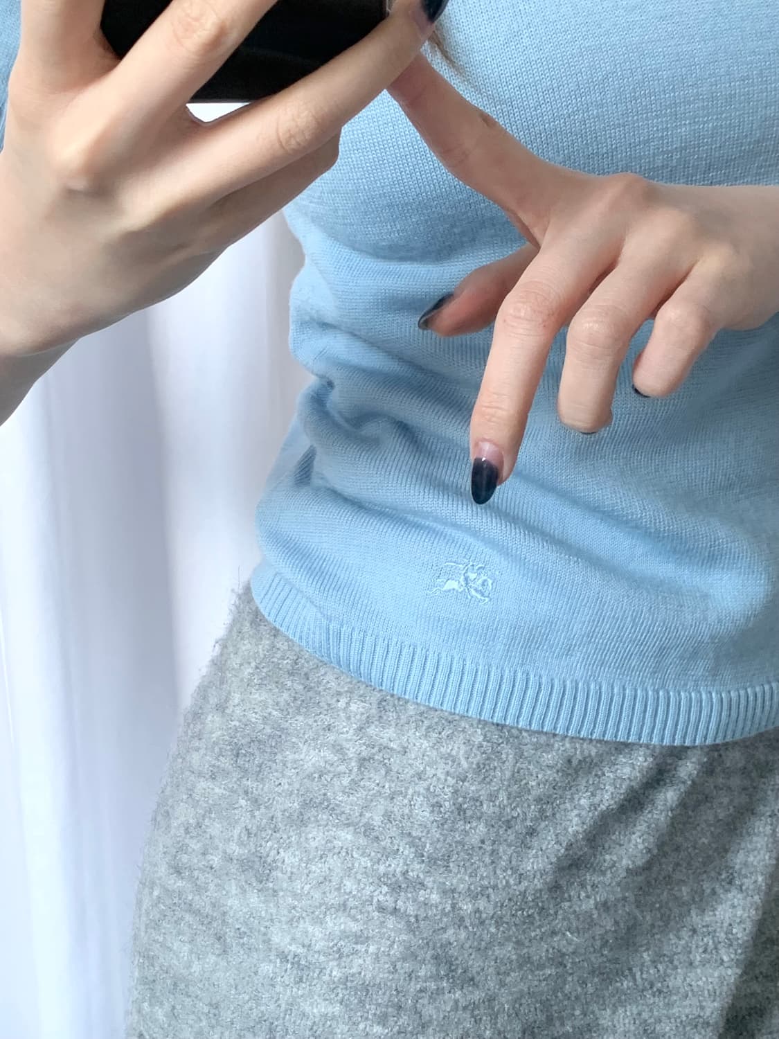 Burberry 버버리 우먼 스카이블루 기마로고 폴라 반팔 니트  상품이미지3