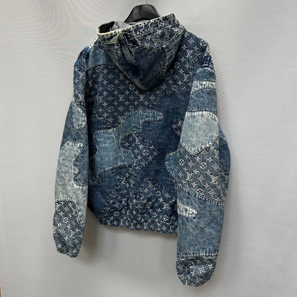 루이비통 니고 데님 후드자켓 (105)  상품이미지5
