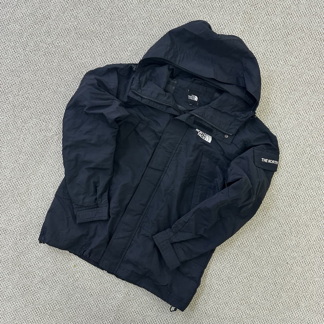 85 노스페이스 사이드로고 바람막이 0424D 상품이미지1