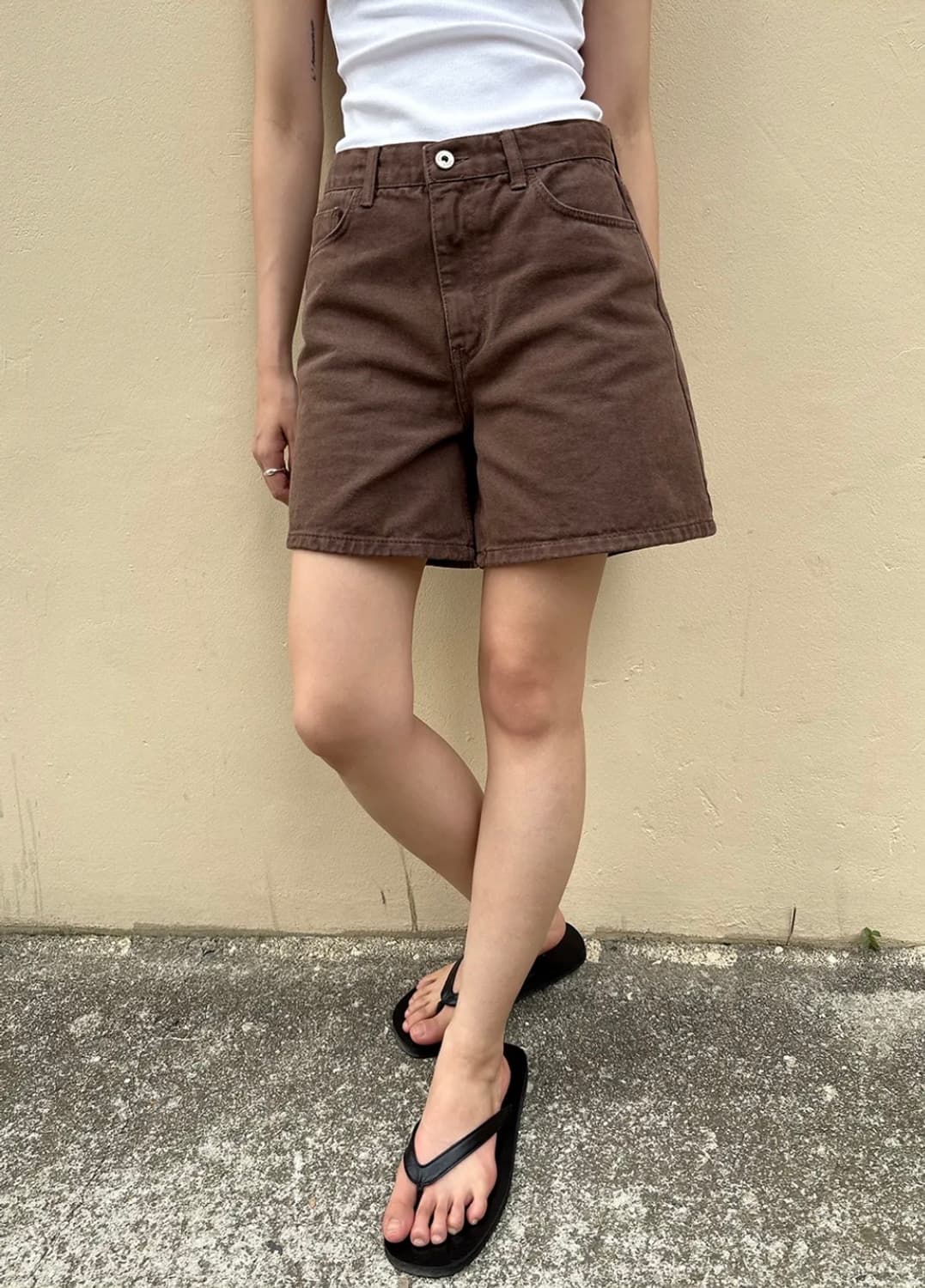 르바 Classic Staple Denim Shorts - Cocoa B 상품이미지1