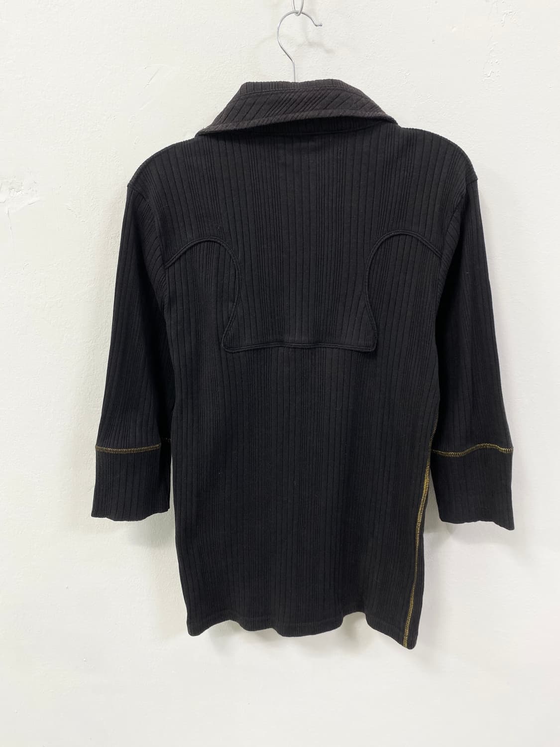 [ICOM] 펑크 고딕 골드 레터링 pk 롱슬리브 상품이미지7