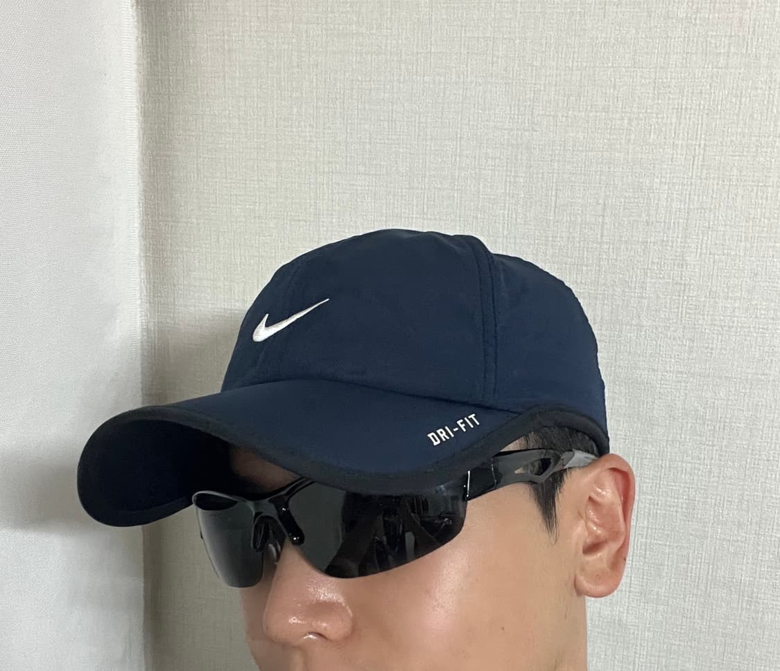 나이키 드라이 핏 러닝캡 네이비 상품이미지1