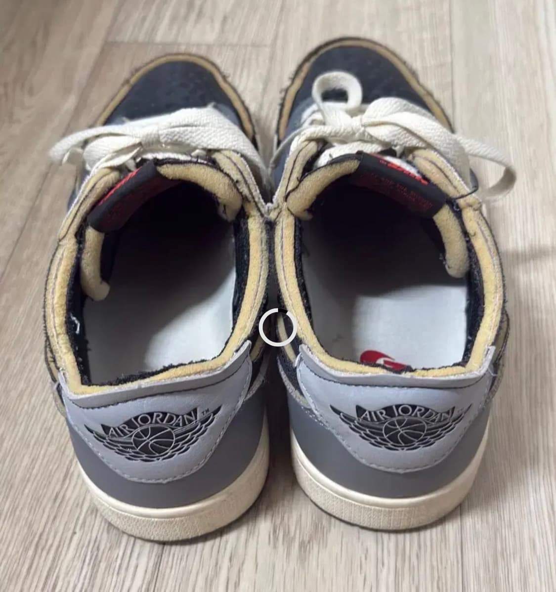 (270)조던1 로우 OG 블랙앤스모크그레이 상품이미지5