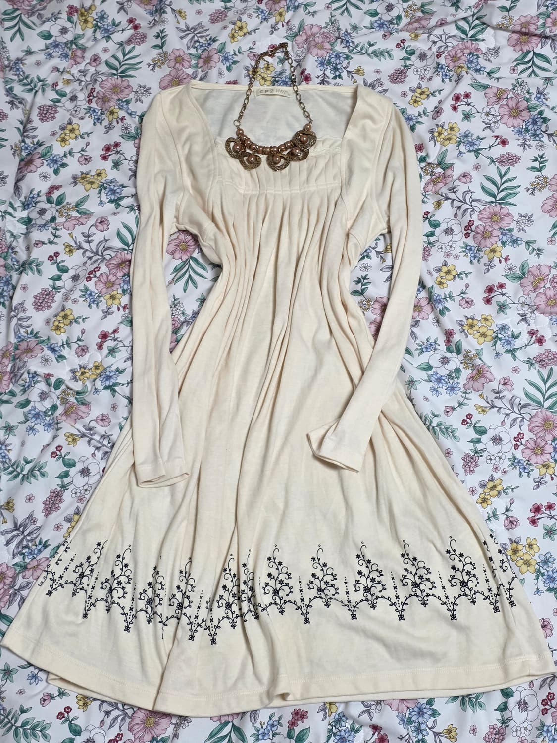 일본빈티지)아오이유우 스즈코모리걸 엑팜깔 프릴로맨틱롱슬리브바선생원피스 상품이미지2