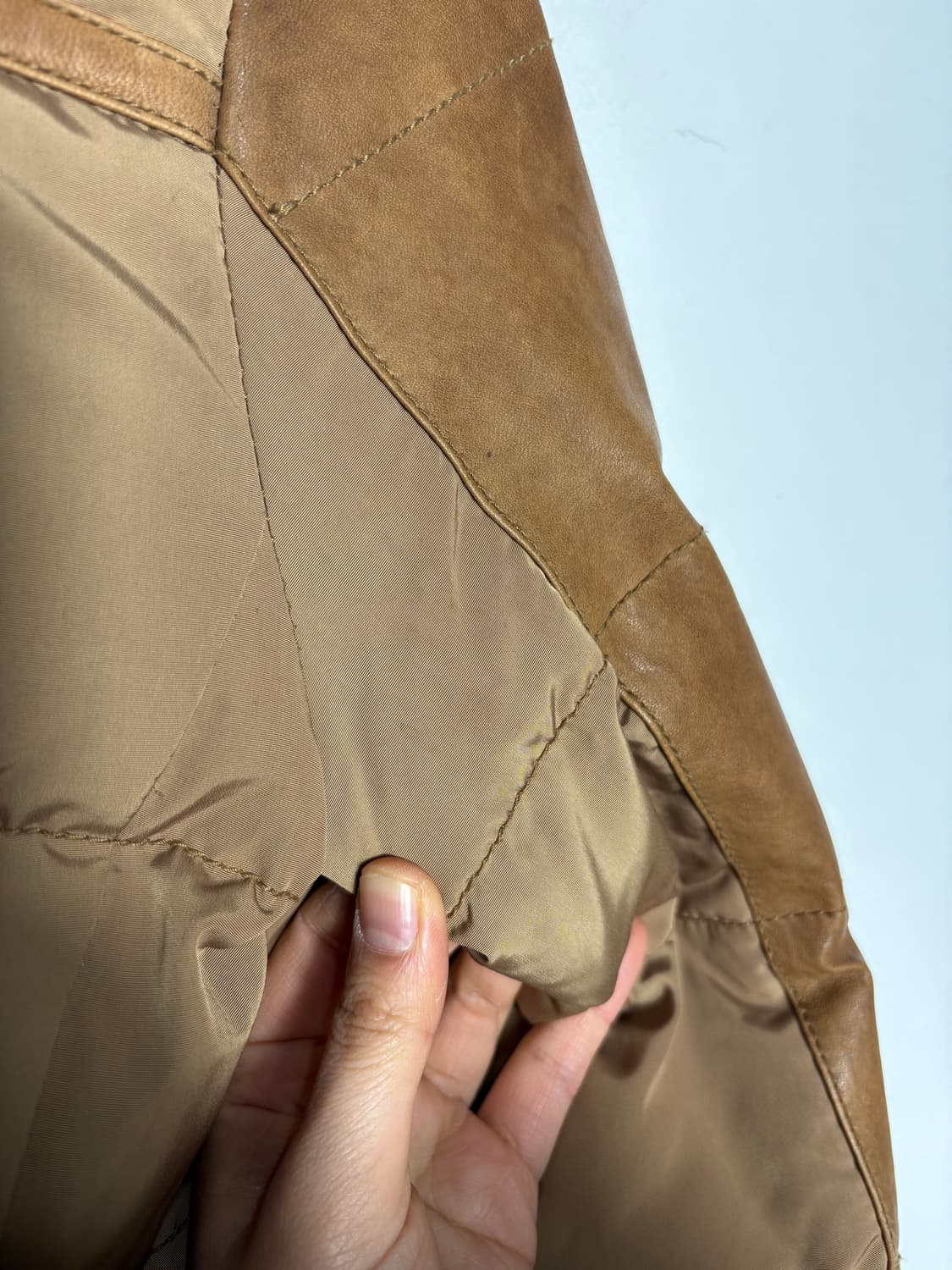 Vov 보브 퍼 카라 가죽 디테일 패딩 상품이미지8