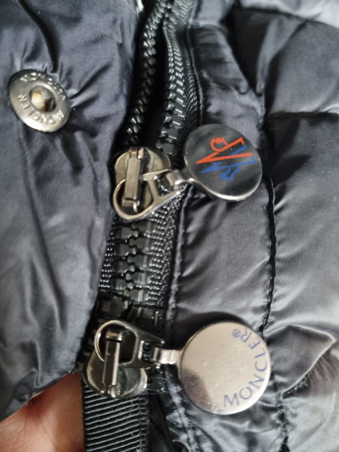 정품) 몽클레르  헤르민 패딩  상품이미지7