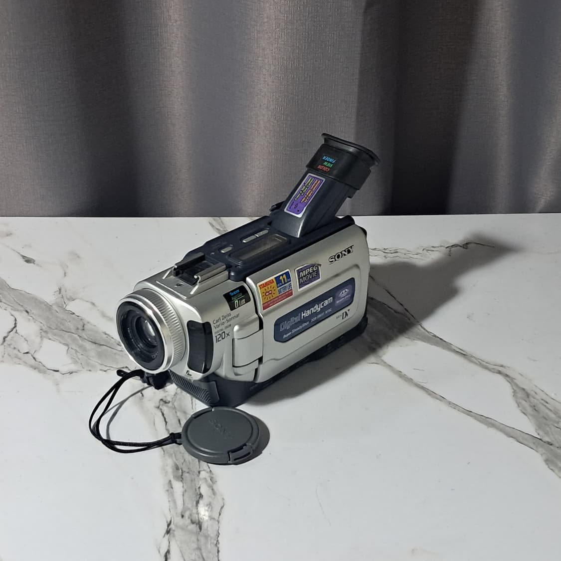 소니 캠코더 DCR-TRV17 미니DV 핸디캠 상품이미지1