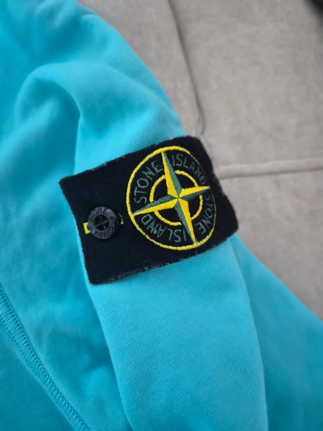 스톤아일랜드 맨투맨 상품이미지2