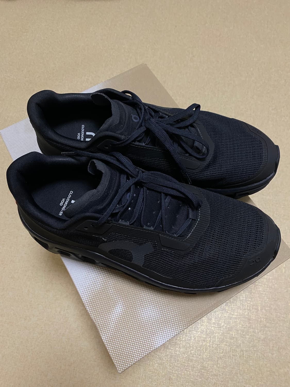 온 클라우드몬스터 보이드 블랙 265mm 상품이미지1