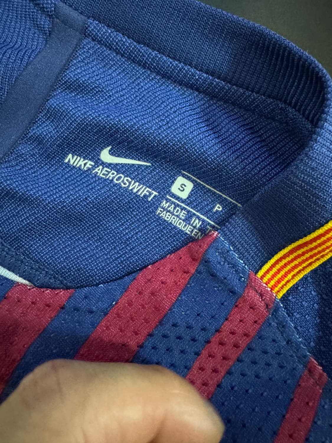 희귀!! 나이키 17-18 바르셀로나 메시 유니폼 티셔츠 S 상품이미지3