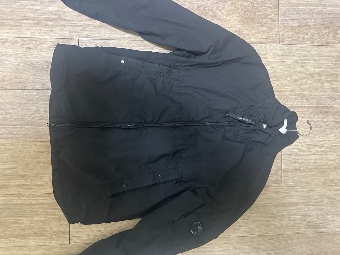 CP컴퍼니 테일론 렌즈 바람막이 상품이미지1