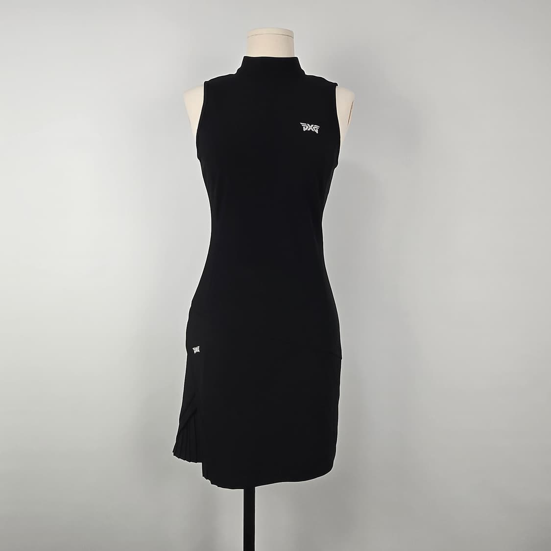 0830 PXG 블랙 플리츠 민소매 골프 원피스s 상품이미지1