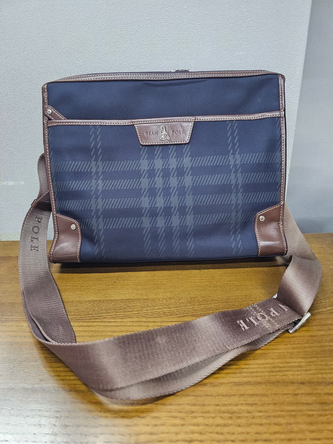 빈폴 남성 체크 크로스백 서류가방 상품이미지1