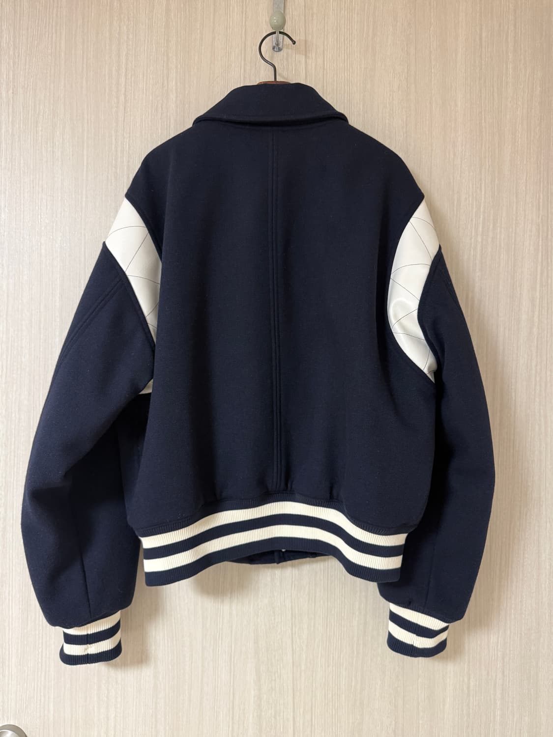 [M] 벌스데이수트 BIRTHDAYSUIT 스타디움 자켓 네이비 상품이미지3