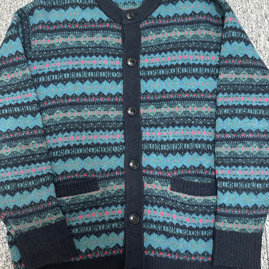 gu 페어아일 가디건 m사이즈 상품이미지2