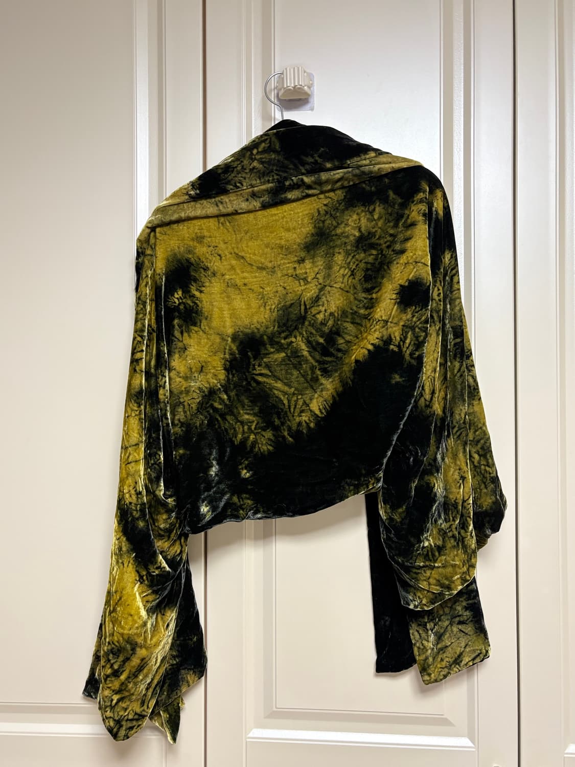 이세이미야케 벨벳 가디건 상품이미지1