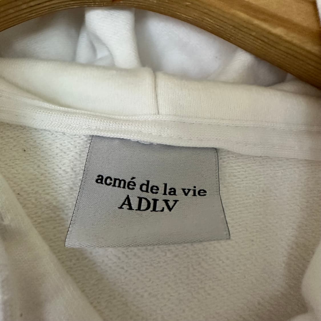 1 아크메드라비 후드 상품이미지4