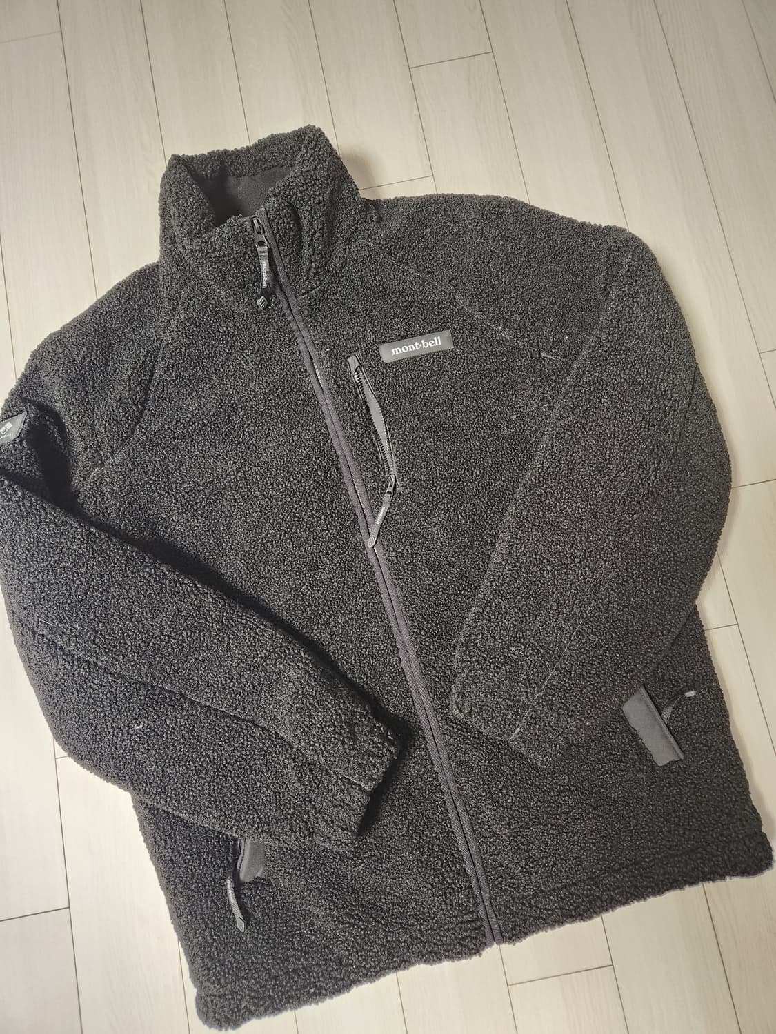 새상품급)몽벨 남성 플리스 자켓 사이즈100(L)


여러 중고사이트에도 상품이미지1