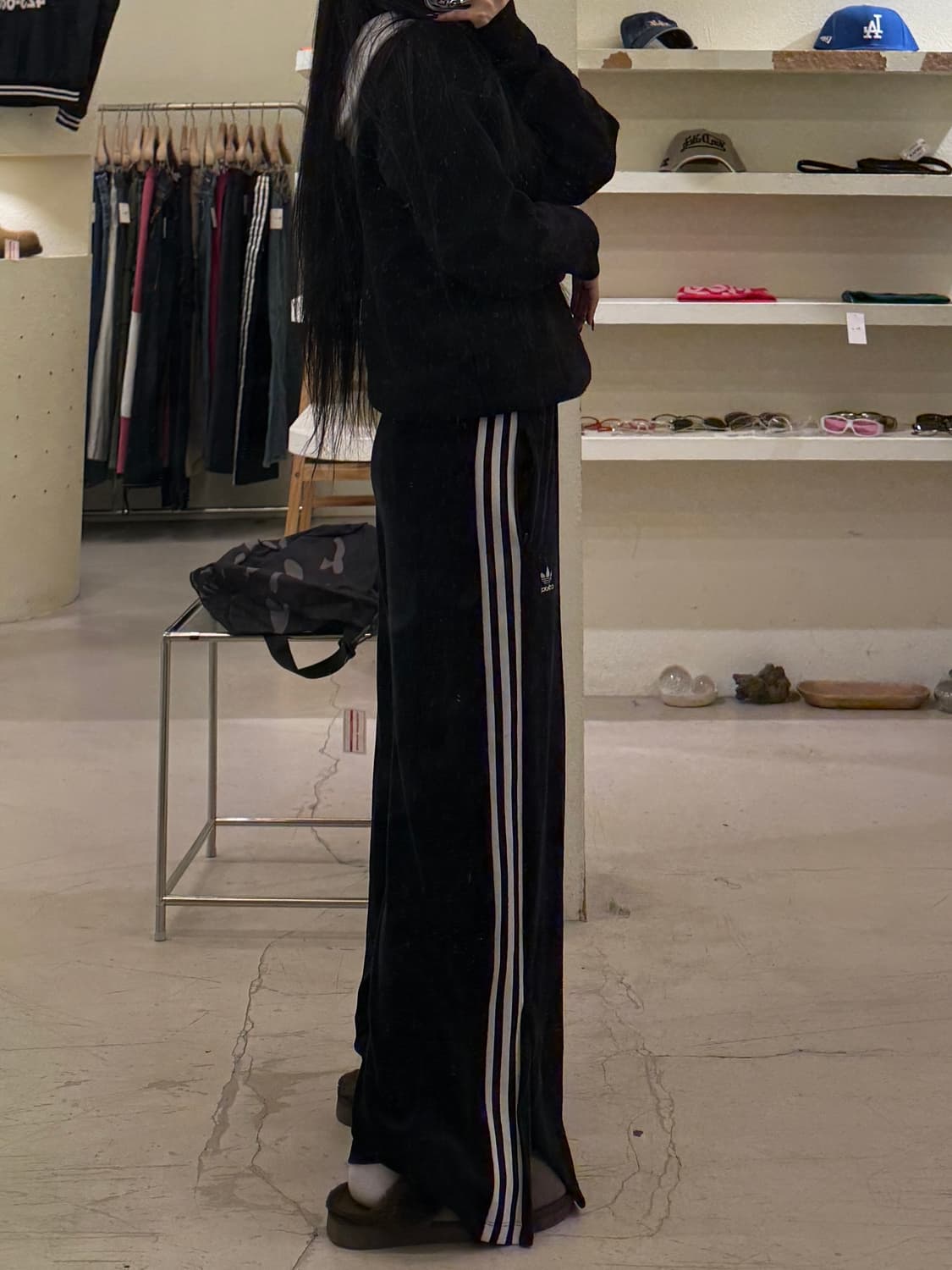 아디다스 벨벳 트랙팬츠 U1242 상품이미지2