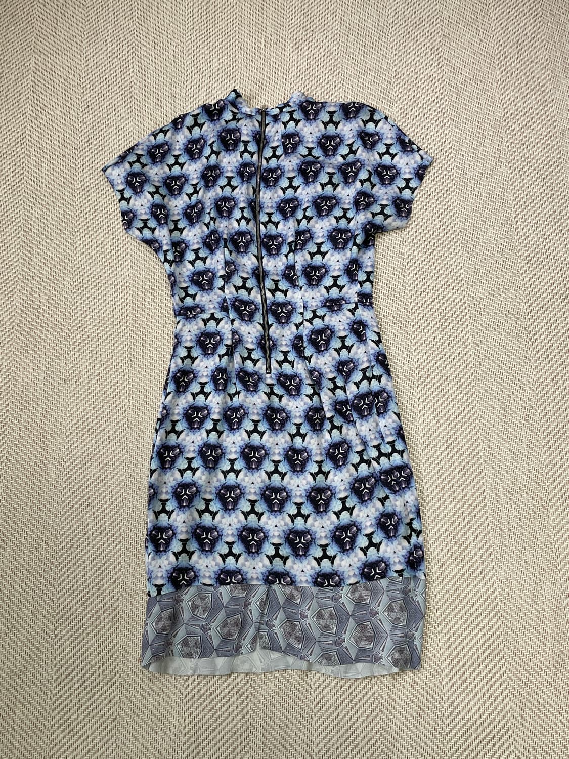 2012s 아크네 플로럴 지오메트릭 프린트 집업 원피스 J03588 상품이미지1