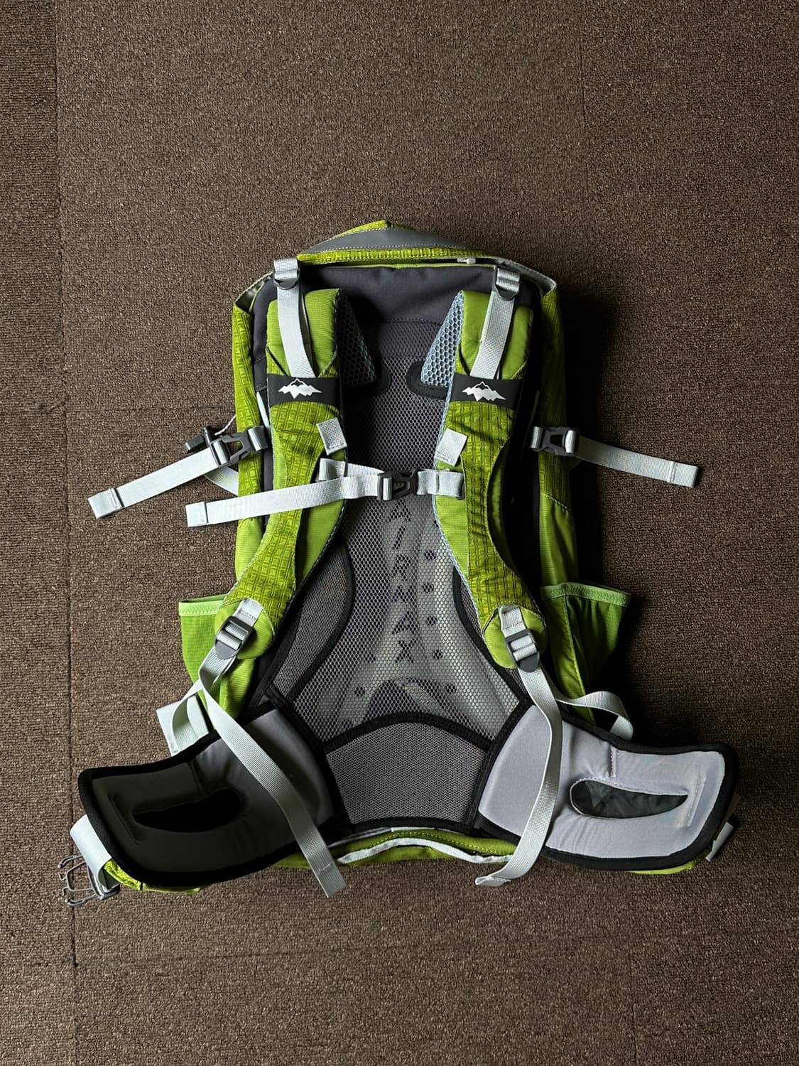 Timberline 냅튠 35L 라임 트래킹 백팩 상품이미지7